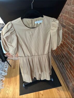 English Factory Tan Puff-Sleeve Pleated Waist Top